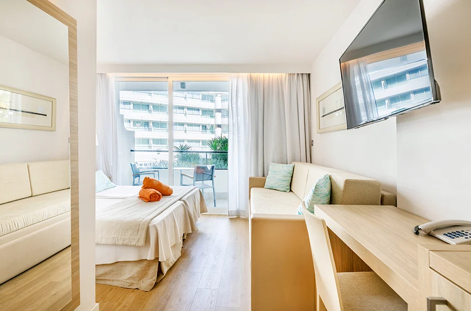 201911-VIVA Eden Lago Estudio Premium Vista Piscina 2-2