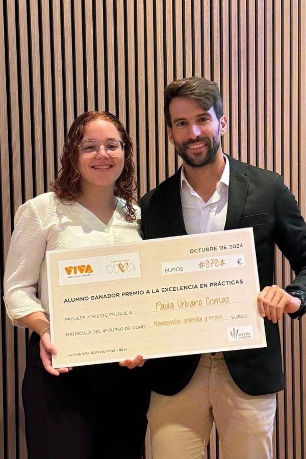 Concesión de becas para estudios en la Universitat de les Illes Balears