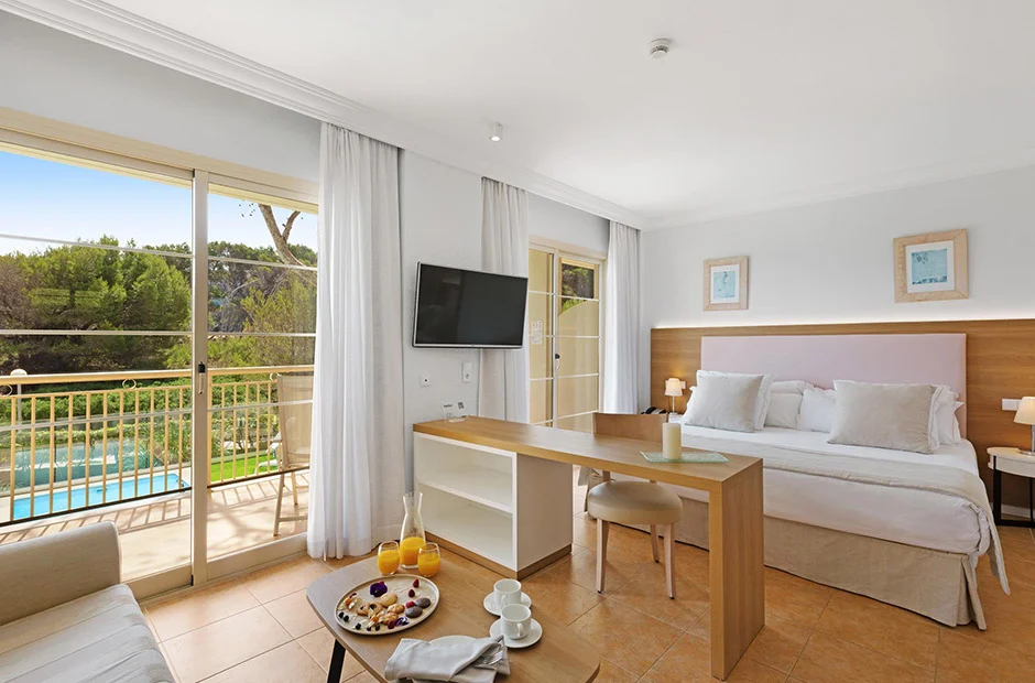 202206-VivaSuites---SC-Junior-Suite-Piscina-Privada-1