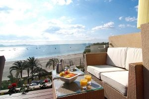 La Royal Terrace es una suite maravillosa para disfrutar de tu estancia sólo adultos en el Vanity Golf