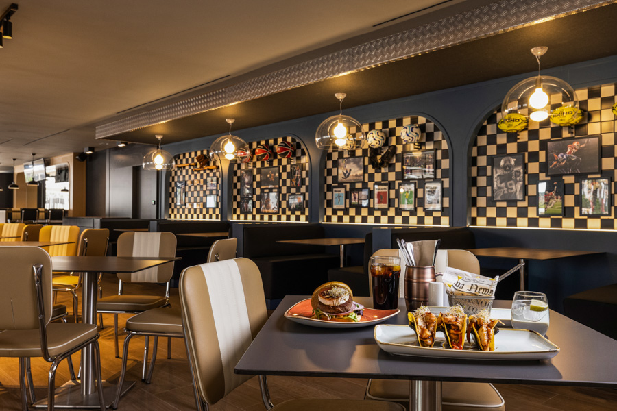 202504-VIVA CM Resort - SportsBar3