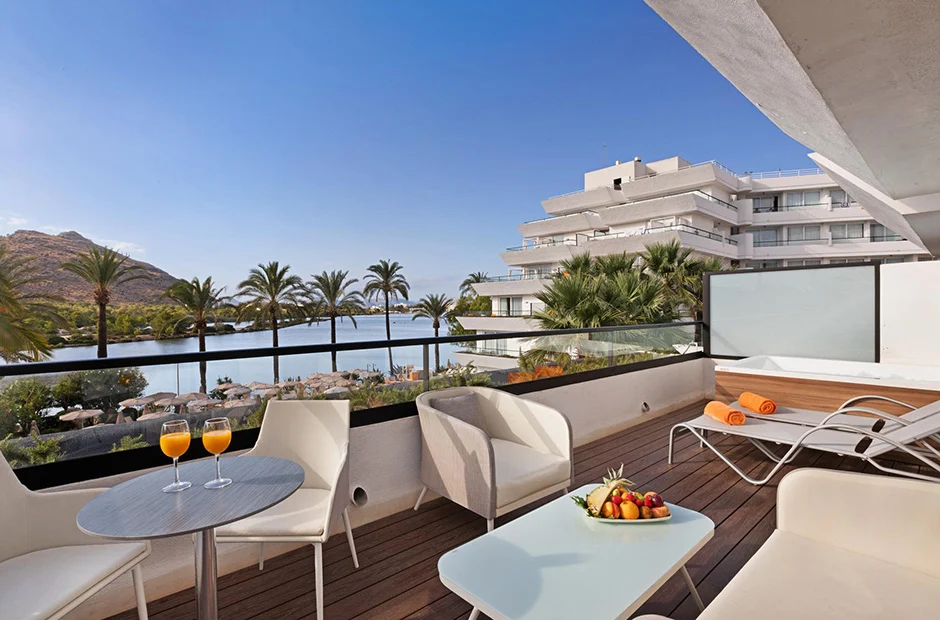 2022-09-Viva-Eden-Lago---Estudio-Royal-Terrace-3