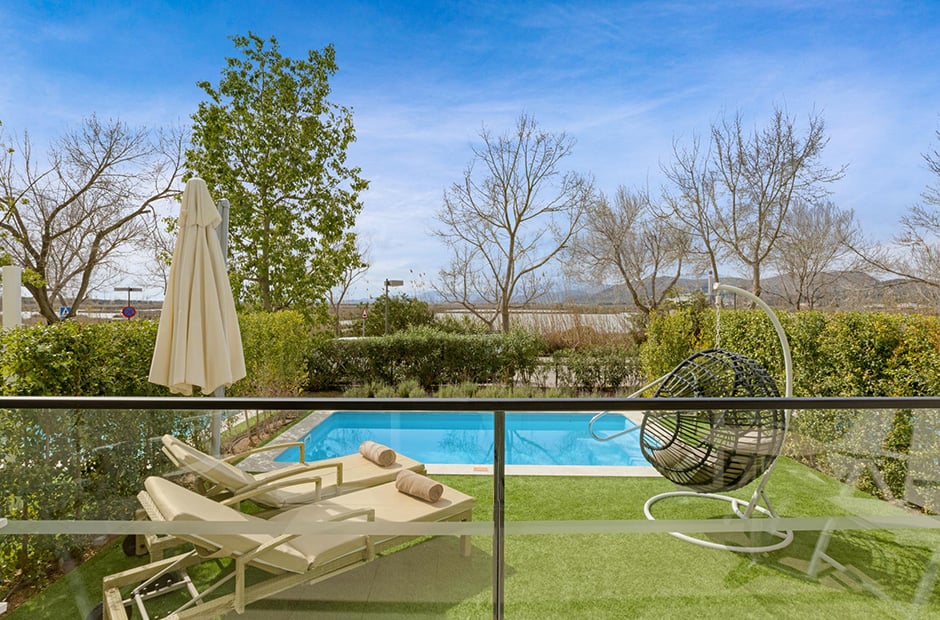 Blue-SC-AptoPrivatepool3