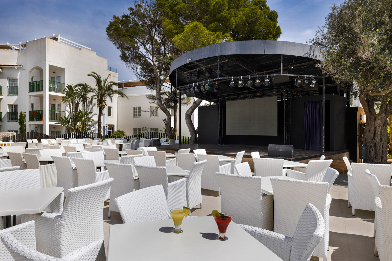 202504-VIVA CM Resort - El Patio Bar