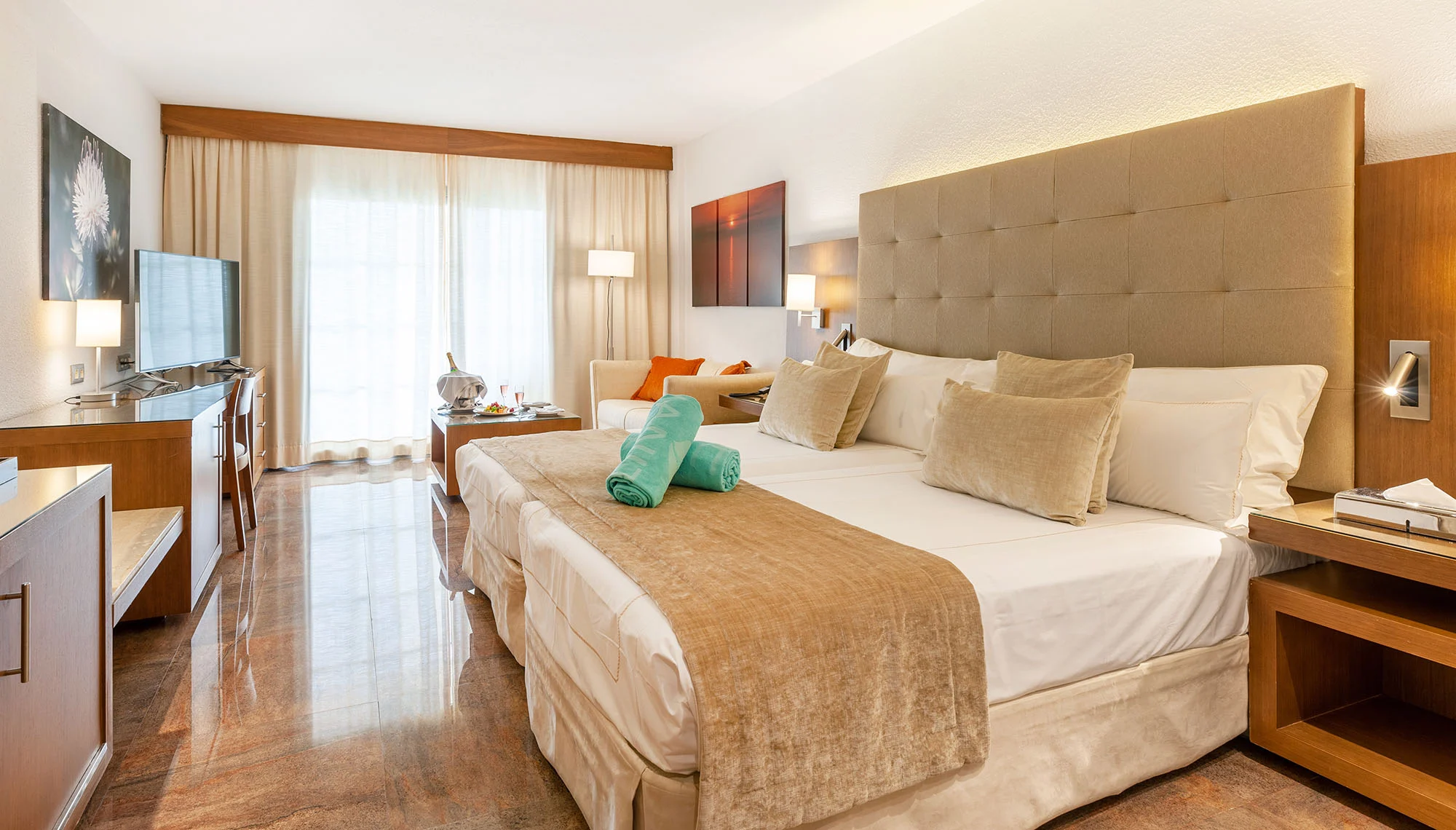 201907-VIVA Golf-Doble Superior 01