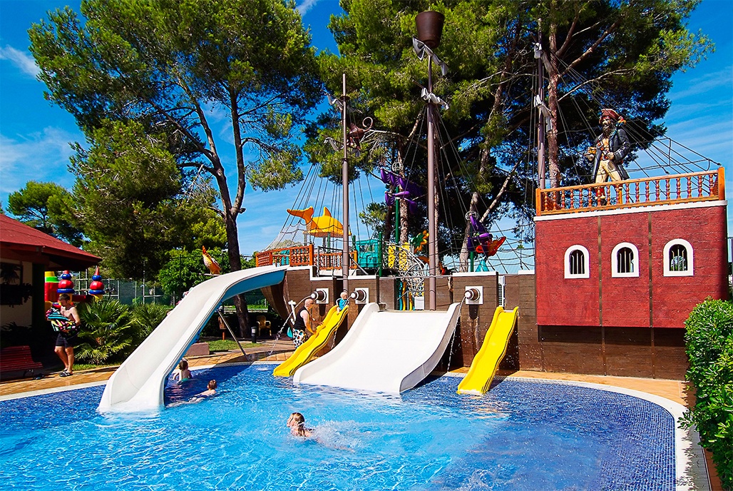 The best hotels with children’s waterslides in Mallorca
